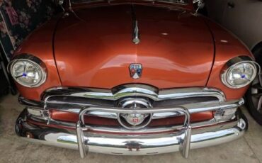 Ford-Custom-1950-10