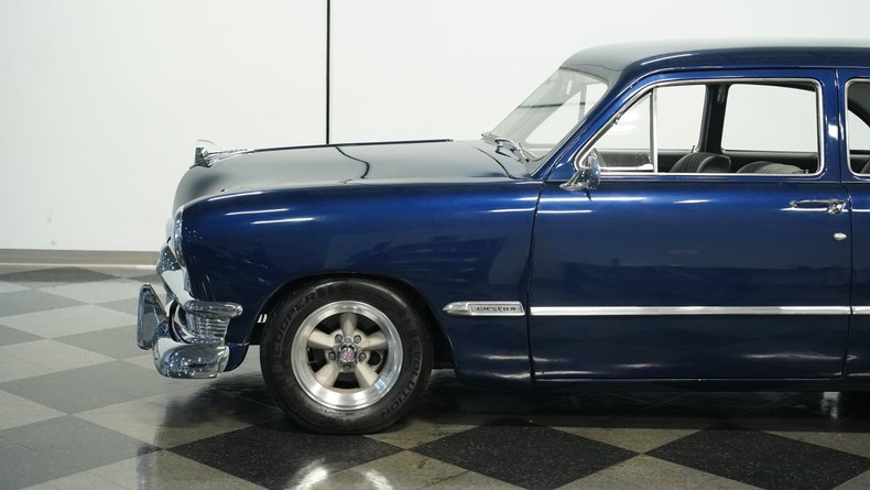 Ford-Custom-1950-Navy-Blue-Gray-23