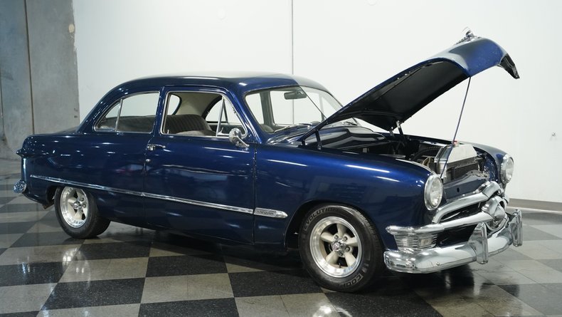 Ford-Custom-1950-Navy-Blue-Gray-32