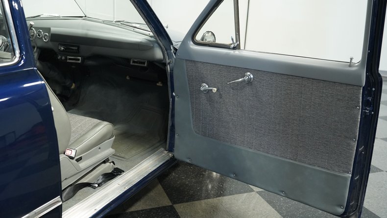 Ford-Custom-1950-Navy-Blue-Gray-44