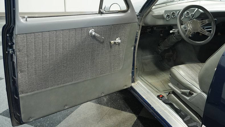 Ford-Custom-1950-Navy-Blue-Gray-6