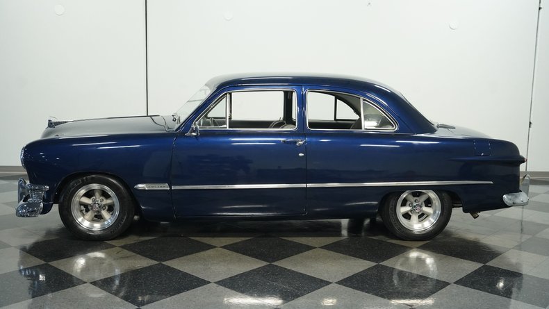 Ford-Custom-1950-Navy-Blue-Gray