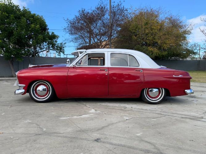Ford-Custom-1950-Red-15