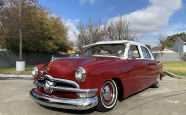 Ford-Custom-1950-Red-2