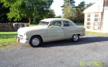 Ford-Custom-1950-Sedan-17