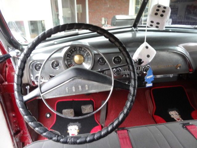 Ford-Custom-1951-12