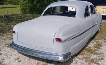 Ford-Custom-1951-Coupe-3