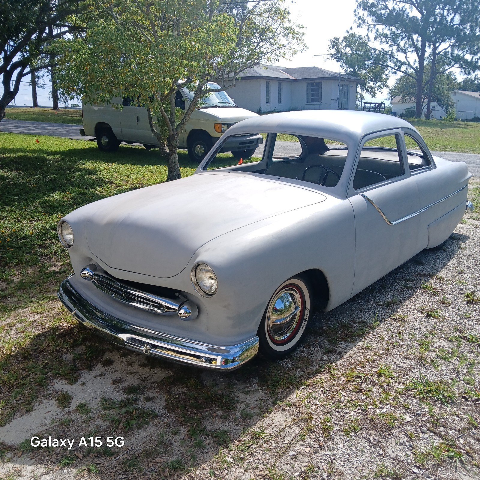 Ford-Custom-1951-Coupe