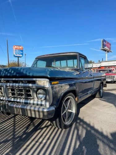 Ford-Custom-1977-Custom-1