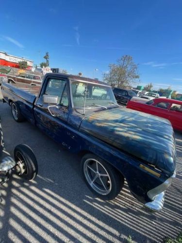 Ford-Custom-1977-Custom-4