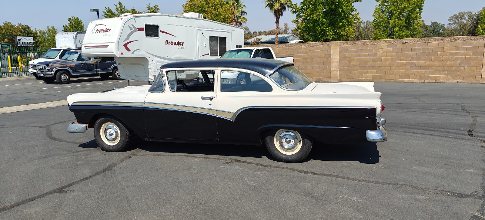 Ford Custom 300 1957 Sedan