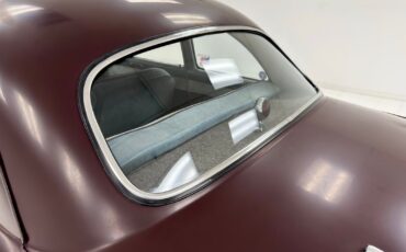 Ford-Custom-Deluxe-1950-Coupe-15