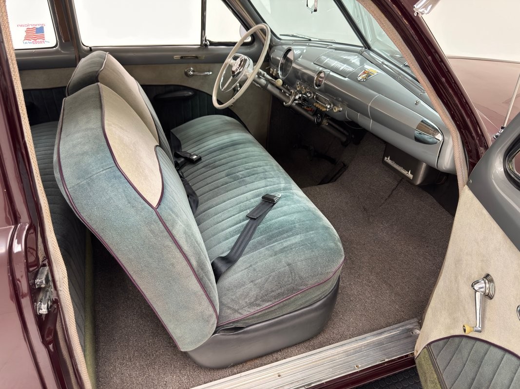 Ford-Custom-Deluxe-1950-Coupe-38