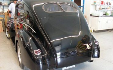 Ford-Custom-coupe-1936-black-1
