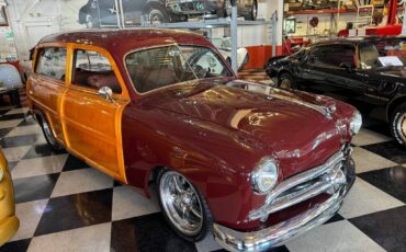Ford-Custom-woody-wagon-1949-custom-1