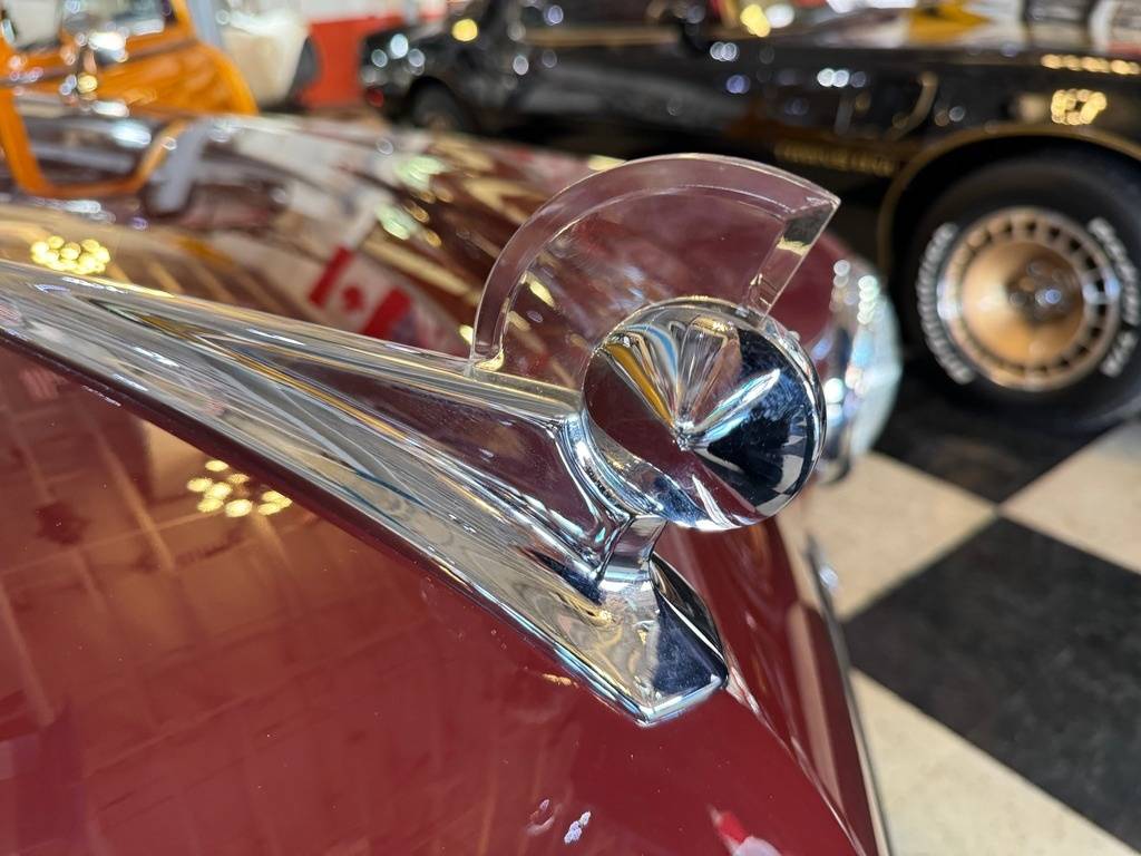 Ford-Custom-woody-wagon-1949-custom-17