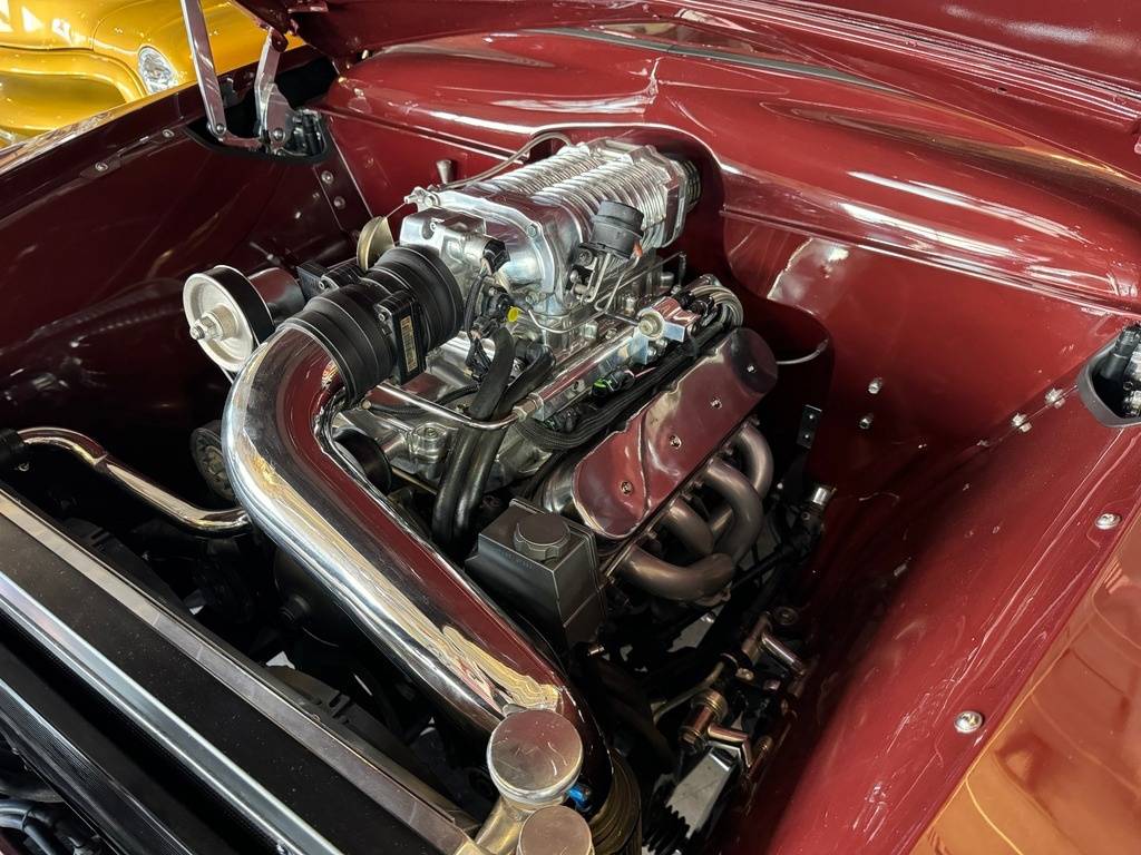 Ford-Custom-woody-wagon-1949-custom-19