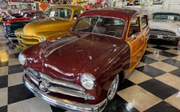 Ford-Custom-woody-wagon-1949-custom-4