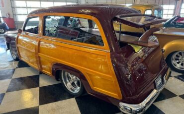 Ford-Custom-woody-wagon-1949-custom-6