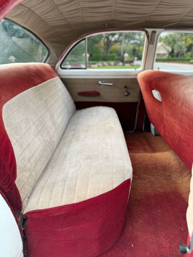 Ford-Customline-1953-RedWhite-RedWhite-14