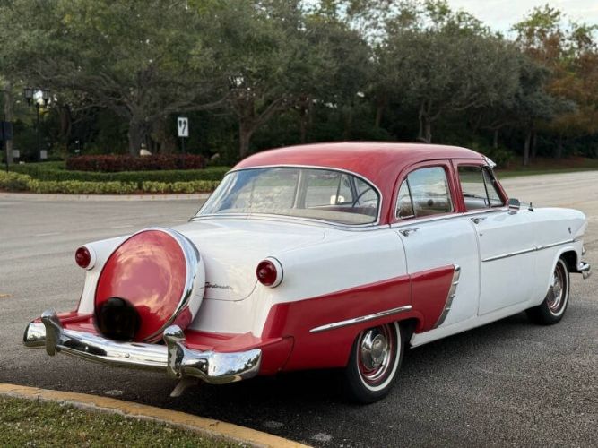 Ford-Customline-1953-RedWhite-RedWhite-5