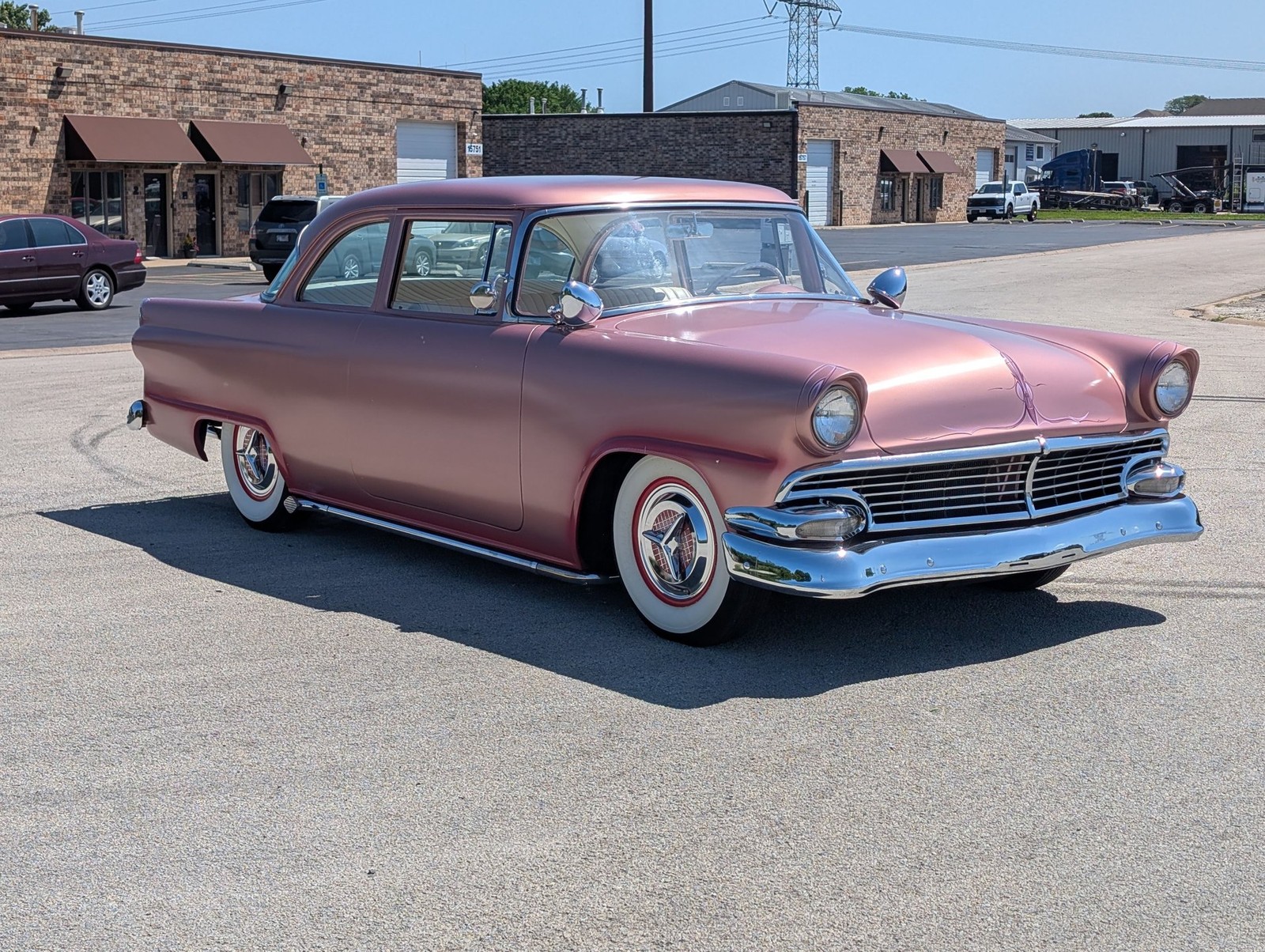 Ford-Customline-1956-Coupe-12