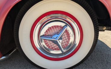 Ford-Customline-1956-Frosted-Rose-White-10