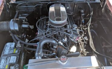 Ford-Customline-1956-Frosted-Rose-White-11