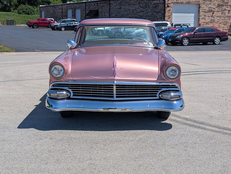 Ford-Customline-1956-Frosted-Rose-White-16