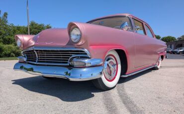 Ford-Customline-1956-Frosted-Rose-White-22