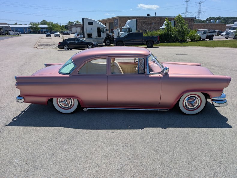 Ford-Customline-1956-Frosted-Rose-White-28