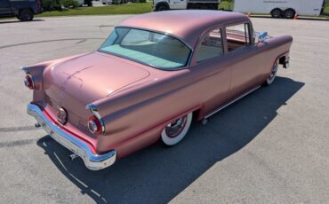 Ford-Customline-1956-Frosted-Rose-White-30