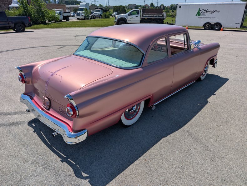 Ford-Customline-1956-Frosted-Rose-White-30