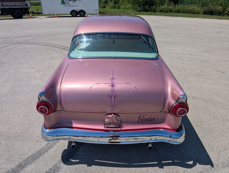Ford-Customline-1956-Frosted-Rose-White-32