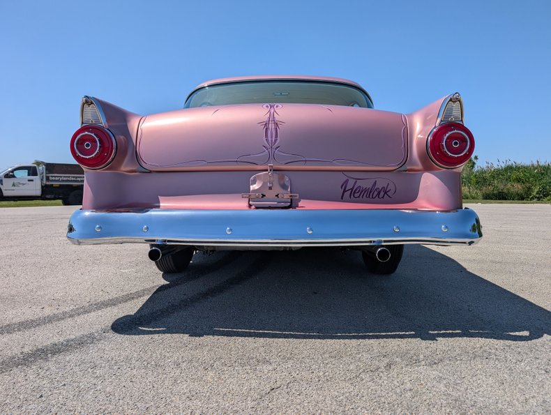 Ford-Customline-1956-Frosted-Rose-White-33