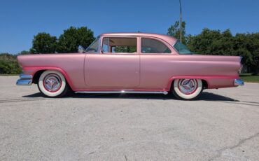 Ford-Customline-1956-Frosted-Rose-White-37