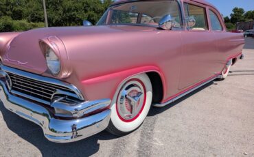 Ford-Customline-1956-Frosted-Rose-White-38