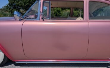 Ford-Customline-1956-Frosted-Rose-White-40
