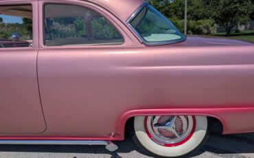Ford-Customline-1956-Frosted-Rose-White-41