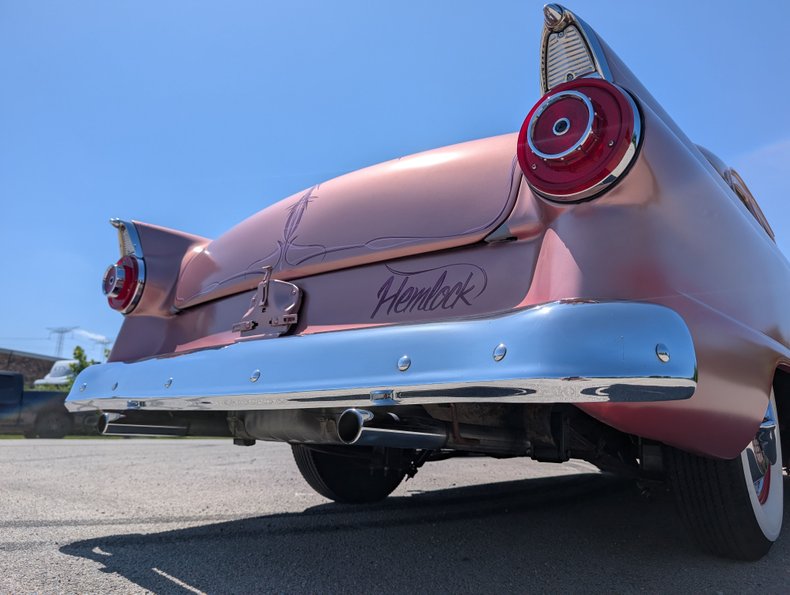 Ford-Customline-1956-Frosted-Rose-White-47