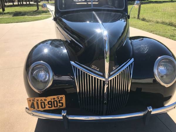 Ford-Deluxe-1939-13