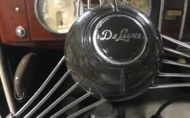 Ford-Deluxe-1939-5