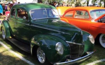 Ford-Deluxe-1939-Green-Tan-4
