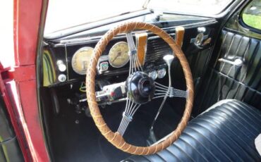 Ford-Deluxe-1939-Red-10