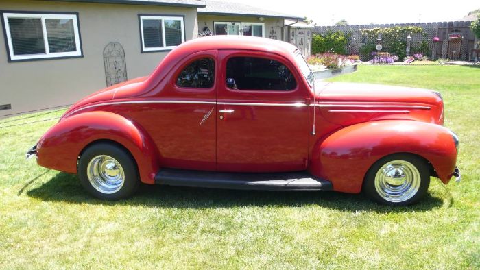Ford-Deluxe-1939-Red-14