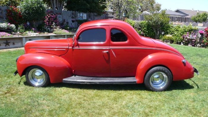Ford-Deluxe-1939-Red-16