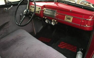 Ford-Deluxe-1940-13
