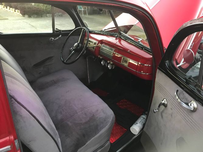 Ford-Deluxe-1940-2