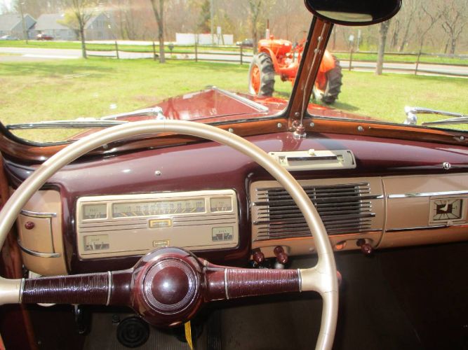 Ford-Deluxe-1940-2