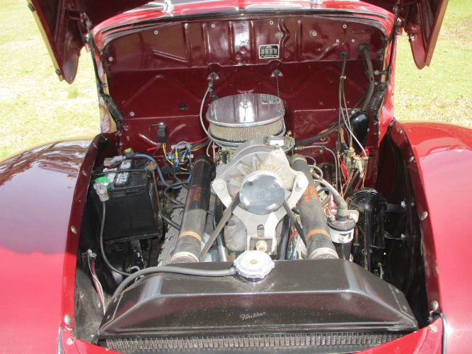 Ford-Deluxe-1940-3